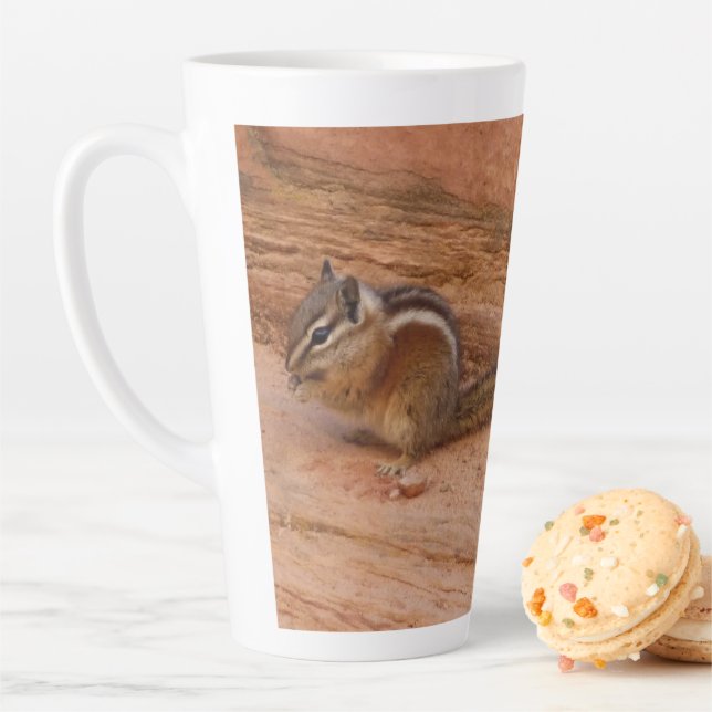 Caneca De Café Latte Zion Chipmunk em Rochas Vermelhas (In Situ)