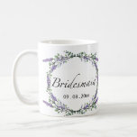 Caneca De Café Lavanda e Eucalyptus Bridesmaid<br><div class="desc">Uma design romântica e elegante com a palavra "dama de honra" enquadrada por eucalipto e lavanda pintada em aquarela.</div>