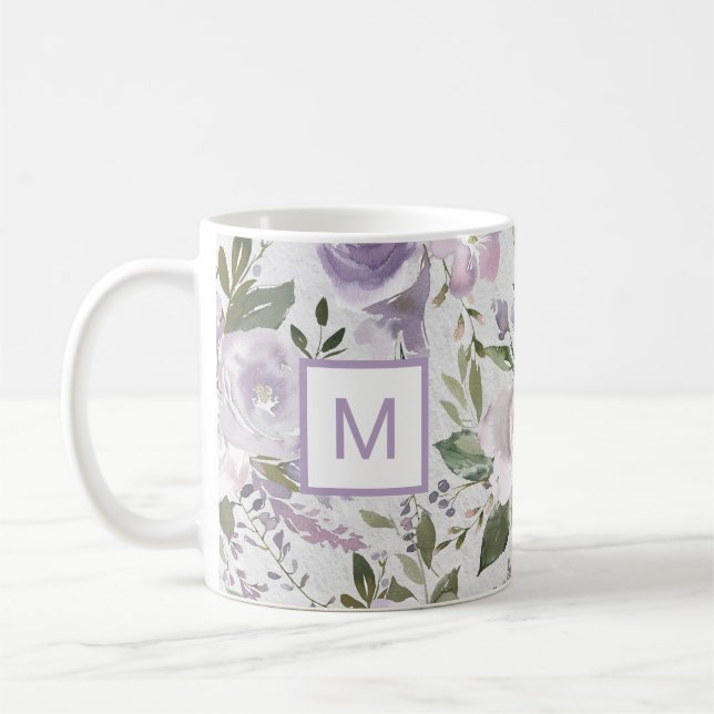 Caneca De Café Lavanda Rosas Florais Roxos Monograma de Aquarela (Esquerda)