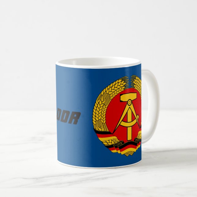 Caneca De Café Leipzig, DDR - Alemanha Oriental (Frente Esquerda)