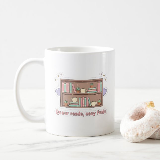 Caneca De Café Leituras Queer Sentimentos Aconchegantes – Estétic (Com Donut)