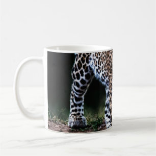 CANECA DE CAFÉ LEOPARD CAMINHANDO EM SELVAGEM