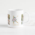 Caneca De Café Letra Dourada Moderna K Flor | Dois Monogramas fot<br><div class="desc">Letra Dourada Moderna K Flor | Dois Monogramas fotográficos</div>