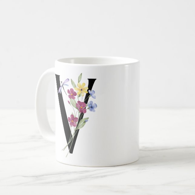 Caneca De Café Letra V com flores (Frente Esquerda)