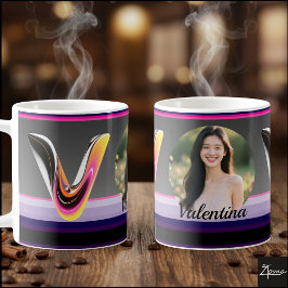 Caneca De Café Letra V Neon Fluido Abstrato Brilhante