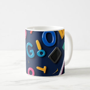 Caneca De Café Letras de plástico dispostas artisticamente sobre