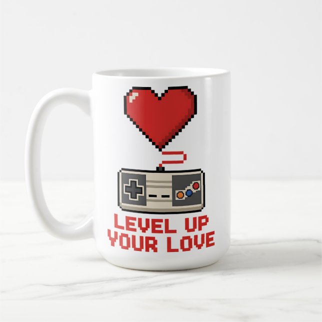 Caneca De Café Level Up Your Love, Retro Pixel Gaming Design (Esquerda)