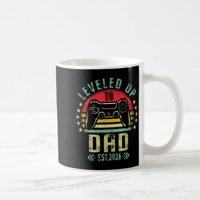 Caneca De Café Leveled Up To Dad 2026 Promoted To Daddy Level Unl (Direita)