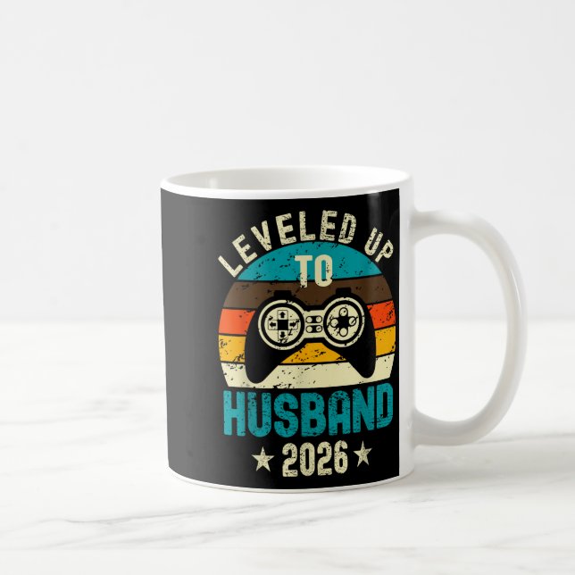 Caneca De Café Leveled Up To Husband 2026 Newlywed Groom Just Mar (Direita)