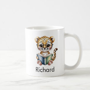 Caneca De Café Linda Chita Lendo um Livro Personalizado