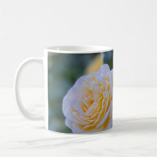 Caneca De Café Lindas Rosas Amarelas Luzes