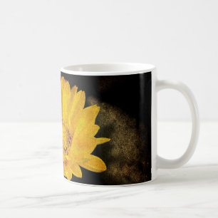 Caneca De Café Lindo girassol com fundo castanho escuro