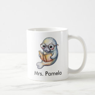 Caneca De Café Lindo peixe-boi lendo um livro personalizado