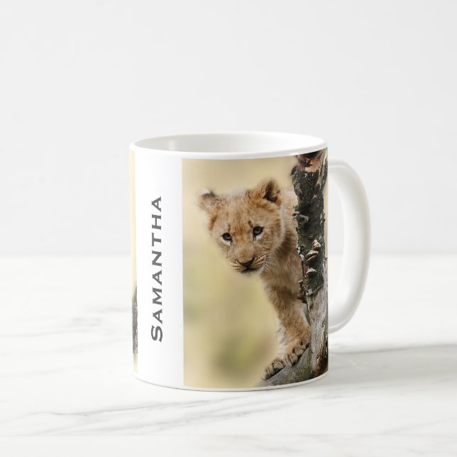 Caneca De Café Lion Cub CLimbing Tree Personalised Photo (Frente Esquerda)