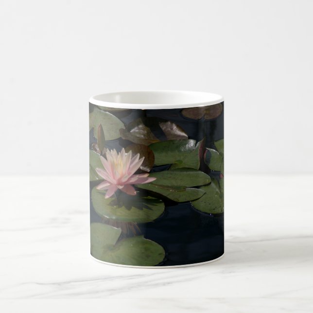 Caneca De Café Lírio de Água Rosa (Centro)