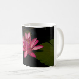 Caneca De Café Lírio de Água Rosa