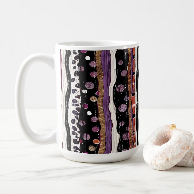 Caneca De Café Listras Onduladas Abstratas (Com Donut)