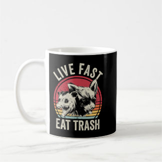 Caneca De Café Live Fast Comer Trash Possum E Raccoon