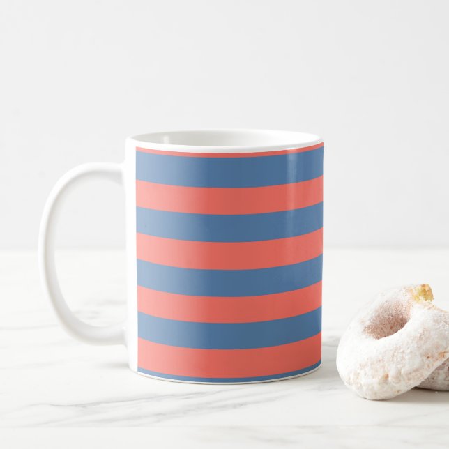 Caneca De Café Lıving Coral e Linhas Horizontais azul Pacífico (Com Donut)