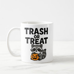 Caneca De Café Lixo engraçado ou Desenho de Halloween de Guaxinim