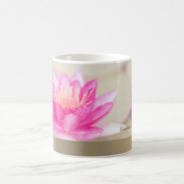 Caneca De Café Lótus Dourado Elegante, Yoga Coffee Mug (Centro)