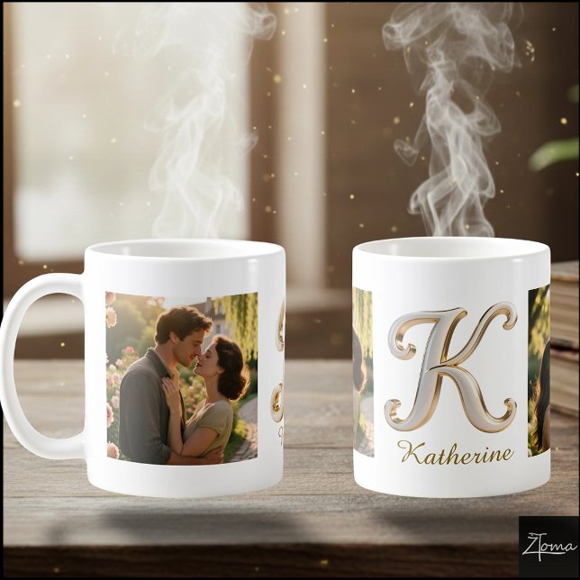 Caneca De Café Luxury Cursive Gold White Initial  K + 2 PHOTO (Criador carregado)