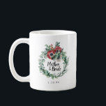 Caneca De Café Mãe Botânica Rústica Vermelha Floral da Noiva<br><div class="desc">O design botânico de inverno apresenta uma coroa de Boho eucalipto com anêmonas vermelhas de burgundy. Bride Maid está escrito no centro. Sua data de casamento abaixo. Eles também estão disponíveis para a noiva, para a madrinha de casamento, mãe do noivo e florista. Comprar um para cada membro do partido...</div>
