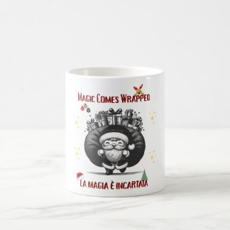 Caneca De Café Magic Comes Wrapped – Bilingual Christmas Design