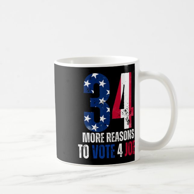 Caneca De Café Mais razões para votar em Joe Funny, nenhum crimin (Direita)