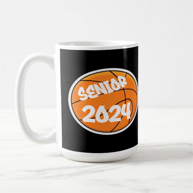Caneca De Café Mais velho de basquete Classe 2024 (Esquerda)