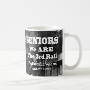Caneca De Café Mais velho Somos O Terceiro Caminho De Ferro