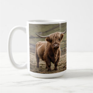 Caneca De Café **"Majestade Furry: A Vaca do Planalto Wooly Brown