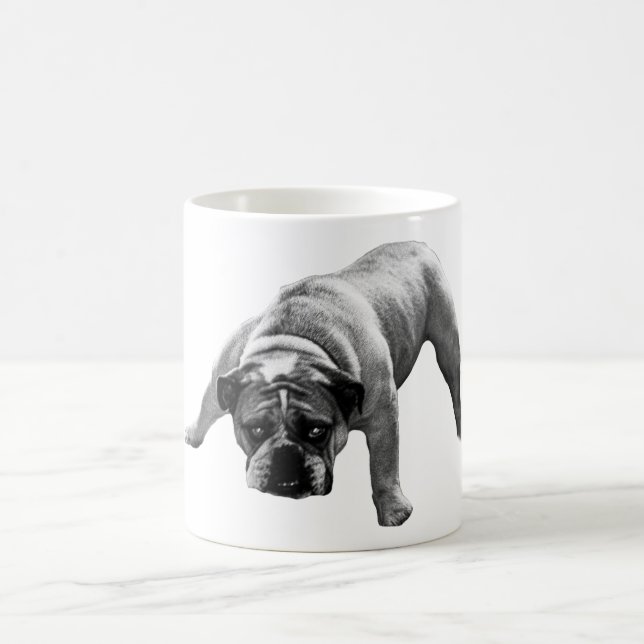 Caneca De Café Manhã Com Um Cachorro Vigoroso (Centro)