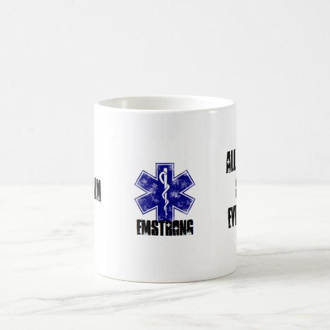 Caneca De Café Mantenha a calma todas as paradas do sangramento (Centro)