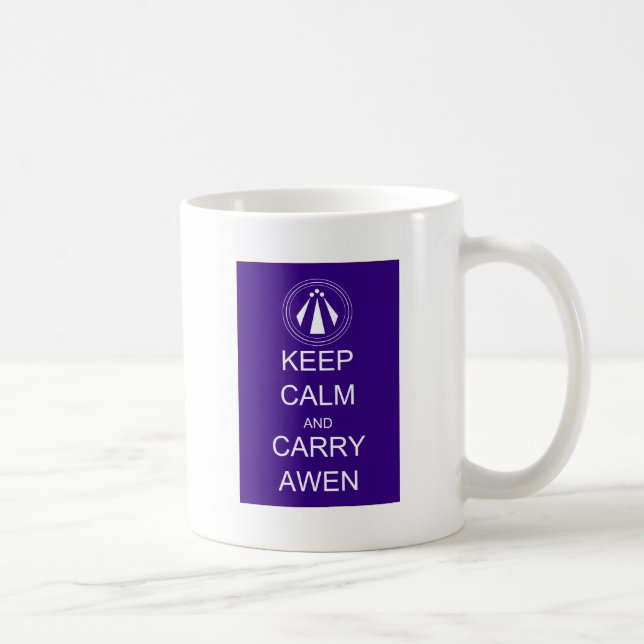 Caneca De Café Mantenha calmo e carregar Awen (Direita)