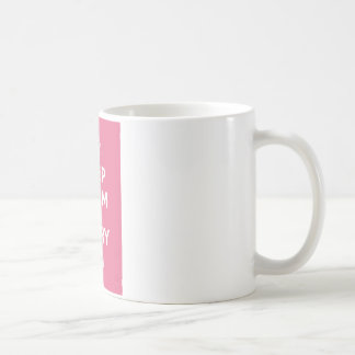 Caneca De Café Mantenha calmo e carregar On_MUG_PINK