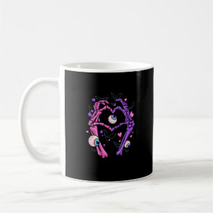 Caneca De Café Mãos do Coração - Gótico do Pastel Halloween Eyeba