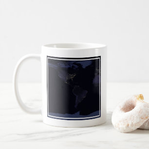 Caneca De Café Mapa Global das Luzes da Cidade da Terra à Noite.