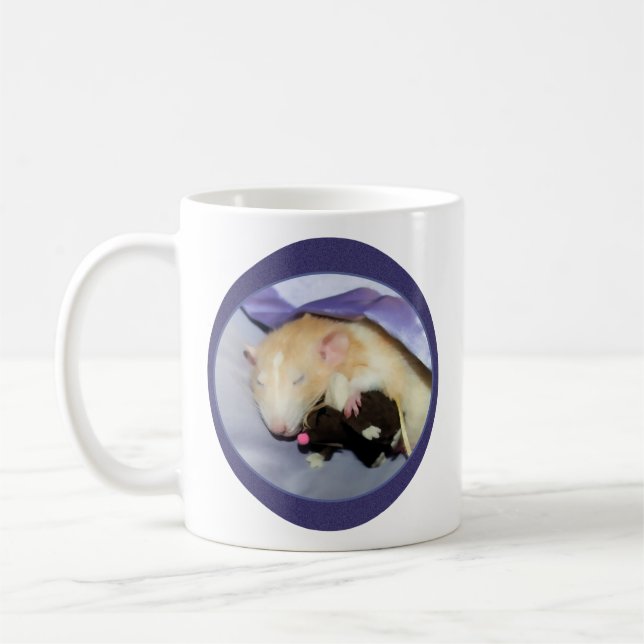 Caneca De Café Marty Mouse Mug (Rat Sleeping with Teddy Bear) (Esquerda)