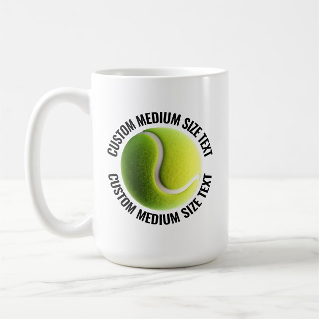 Caneca De Café Medium Personalized Text Tennis Ball 15 oz. Custom (Esquerda)