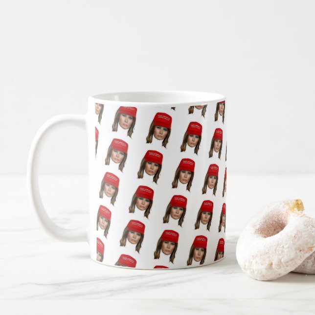 Caneca De Café Melania Trump MAGA Natal (Com Donut)