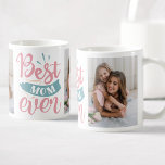 Caneca De Café Melhor Mãe Já Personalizada Foto<br><div class="desc">Um bonito design tipográfico feminino para a "Melhor Mãe de Todos". Facilmente personalizável com duas de suas fotos favoritas. Faz um presente de excelente para Dia de as mães ou ocasiões especiais.</div>