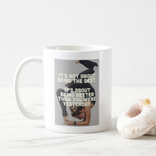 Caneca De Café Melhor que ontem - Motivação de ioga feminina