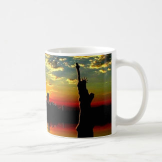CANECA DE CAFÉ MEMORIAL DA SKYLINE