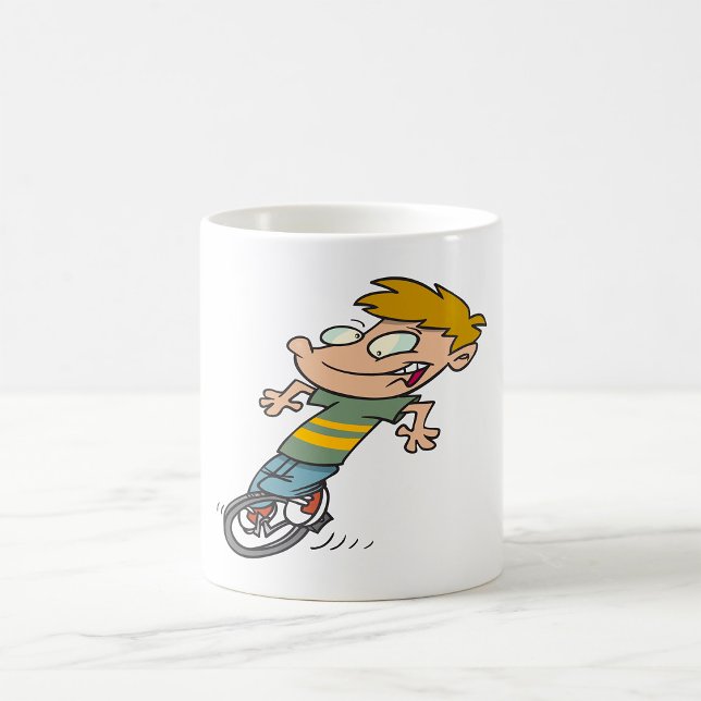 Caneca De Café Menino Engraçado Andando de Uniciclo (Criador carregado)