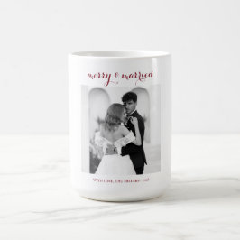 Caneca De Café Merry & Married - Personalized Newlywed Christmas