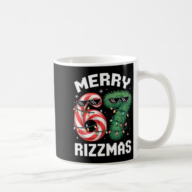 Caneca De Café Merry Rizzmas 67 Candy Cane Tree Sungles Funny  (Direita)