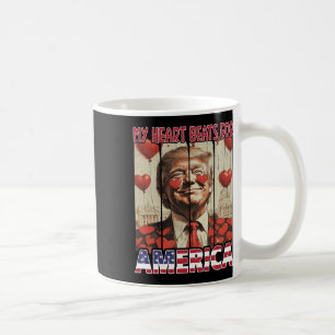 Caneca De Café Meu Coração Late Por América Trump Dia dos Namorad