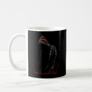 Caneca De Café Mistério Fala Suavemente Tipografia de Corvo G