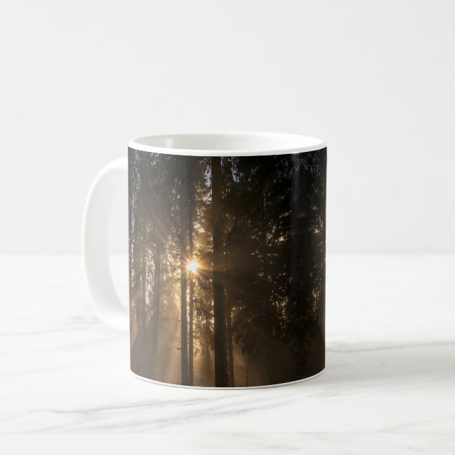 Caneca De Café Misty Forest Sunrise (Frente Esquerda)